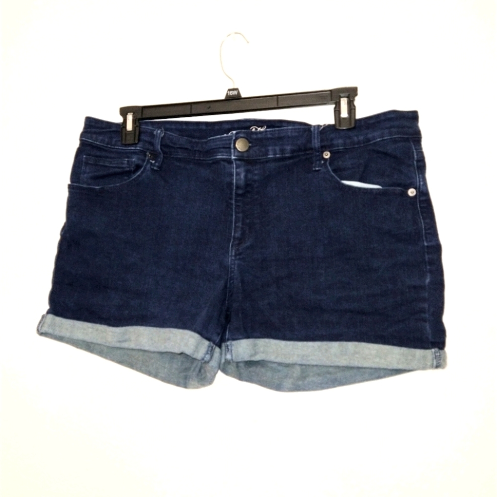 Universal thread dark denim cuffed shorts size 20w